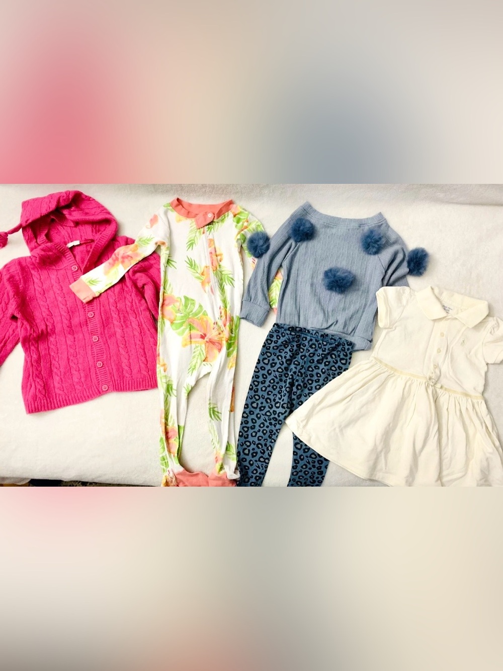 Lot of Cute Girl Clothes Size 18-24 month